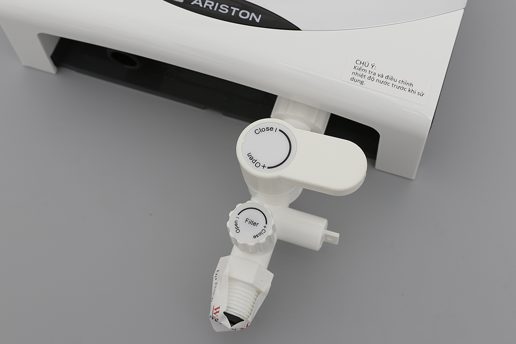 may-nuoc-nong-ariston-sm45pe-vn-3